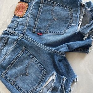 Vintage Levi’s 550